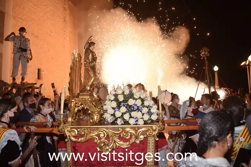 Sitges Santa Tecla procession of giants