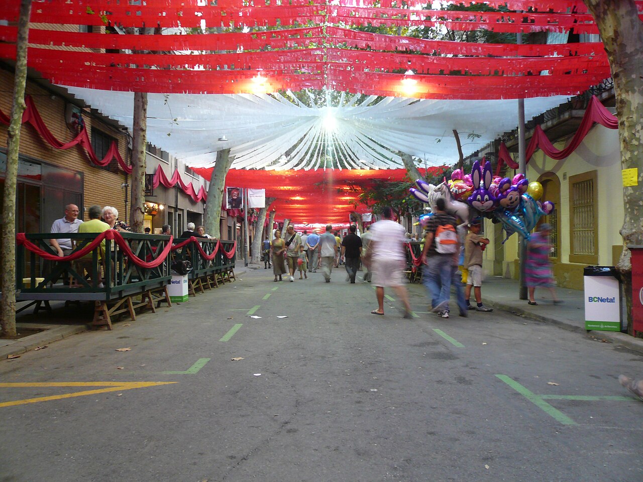 Festa Major de Sants decorated street
