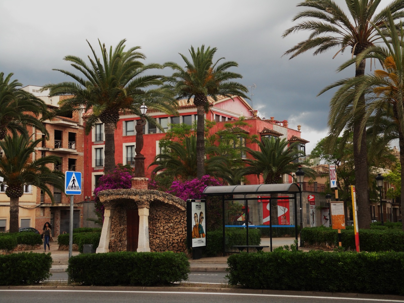 A palm-lined plaza in Manacor, Mallorca
