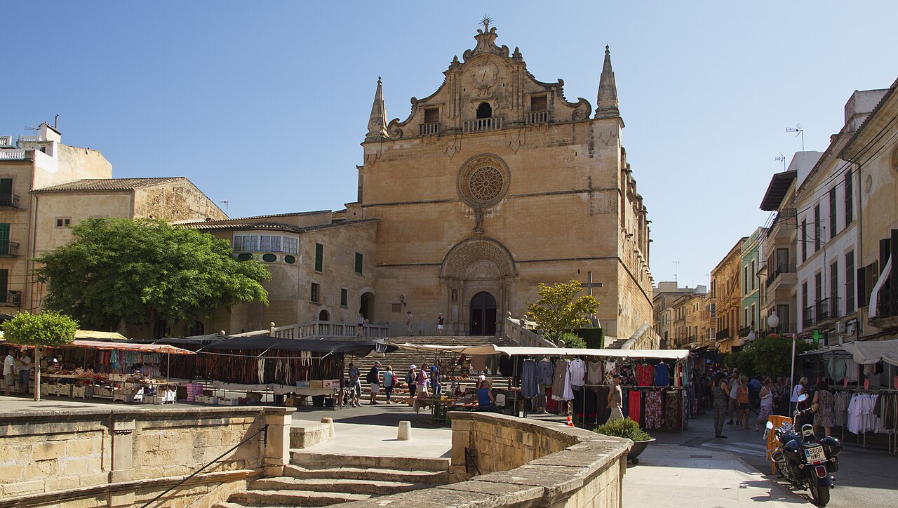 Market stalls in front of the parish church in Felanitx, Mallorca