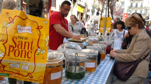 Sant Ponç Festival herb and honey market