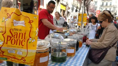 Sant Ponç Festival herb and honey market