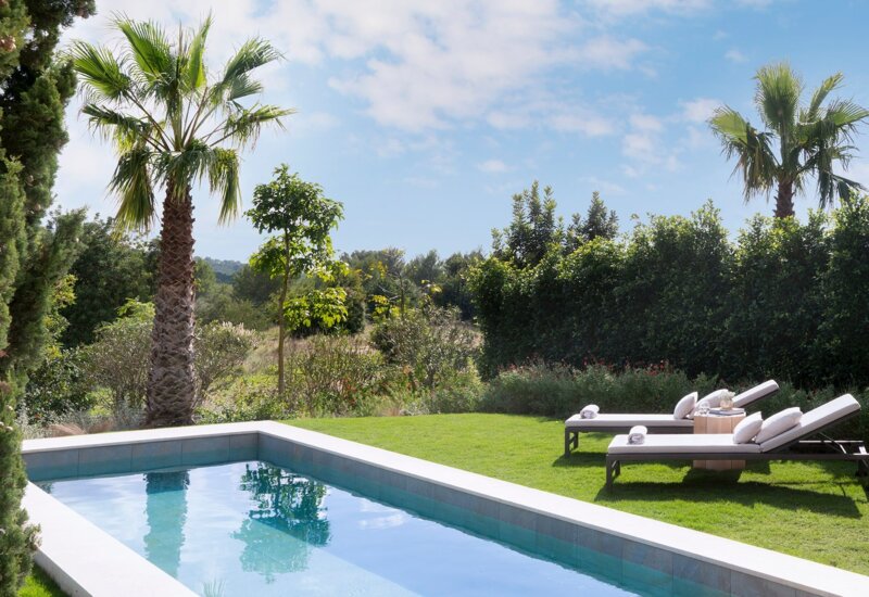 Private pool and garden at a Castell Son Claret pool suite