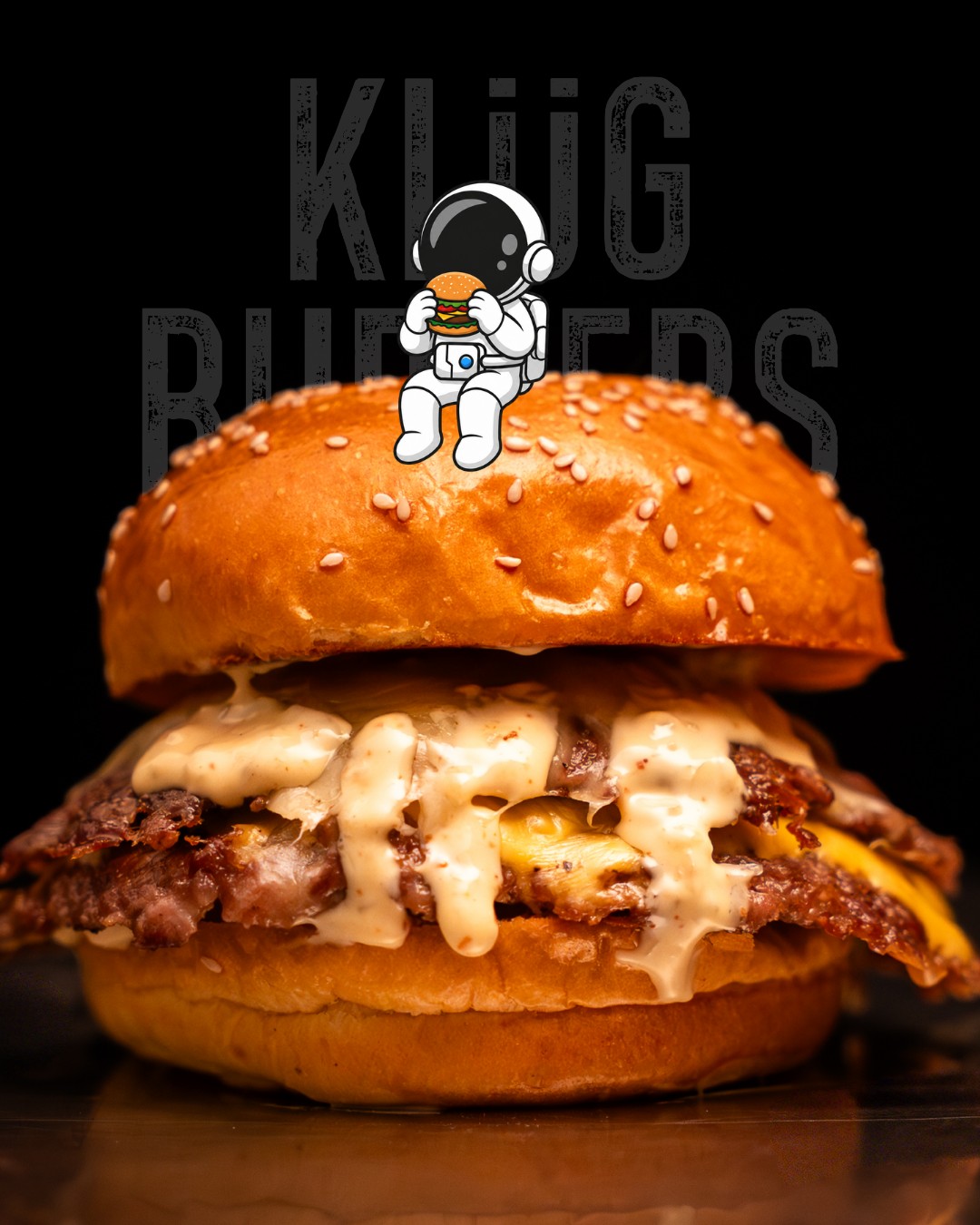 Hay hamburguesas que entran por los ojos.
Esta directamente no te deja mirar a otra parte 👀🍔
Mucho queso, mucha salsa